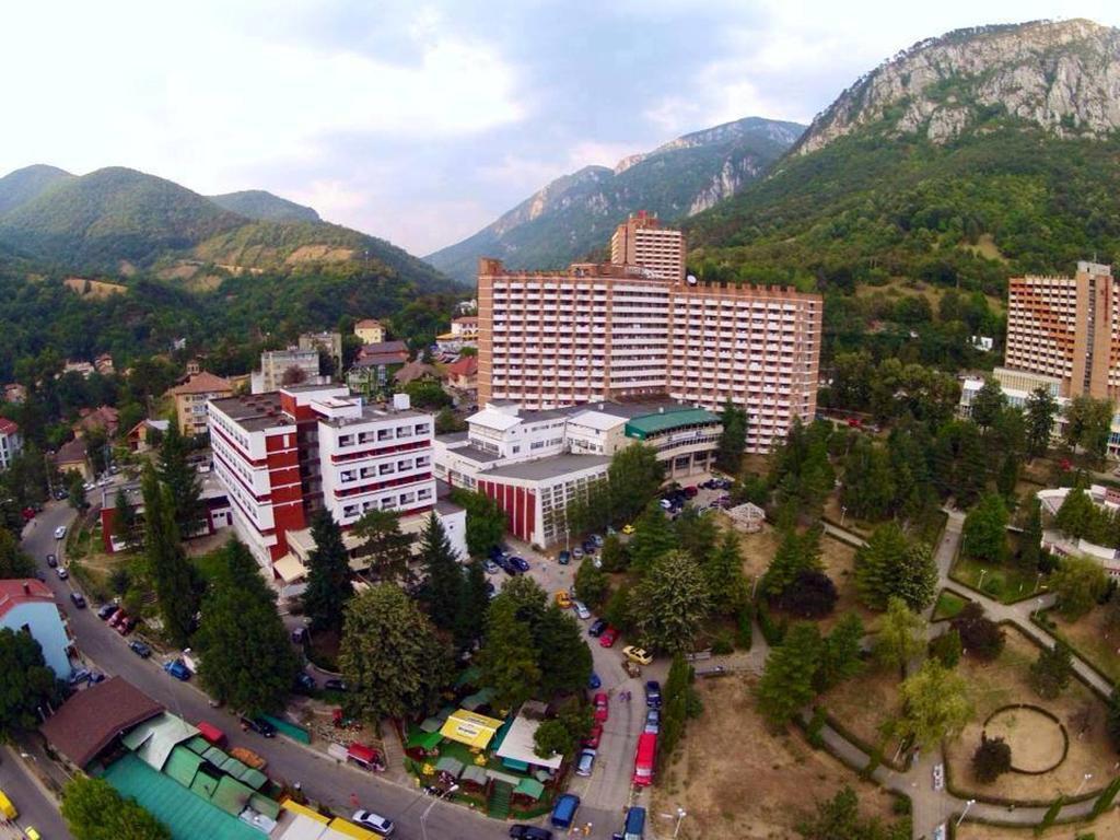 Dacia Hotel Băile Herculane Buitenkant foto