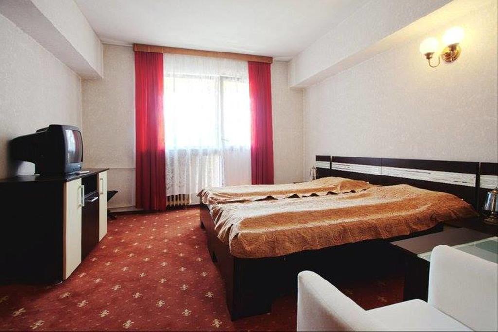 Dacia Hotel Băile Herculane Buitenkant foto
