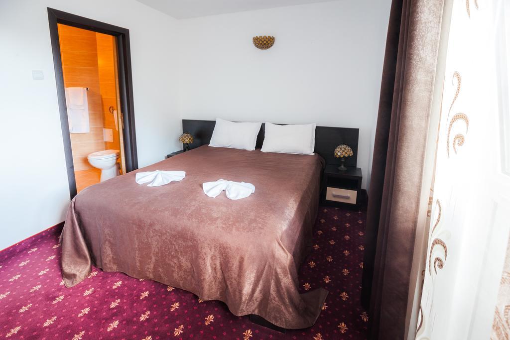 Dacia Hotel Băile Herculane Buitenkant foto