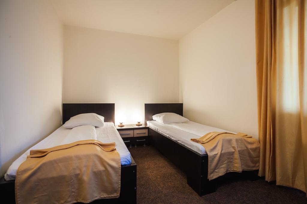 Dacia Hotel Băile Herculane Buitenkant foto